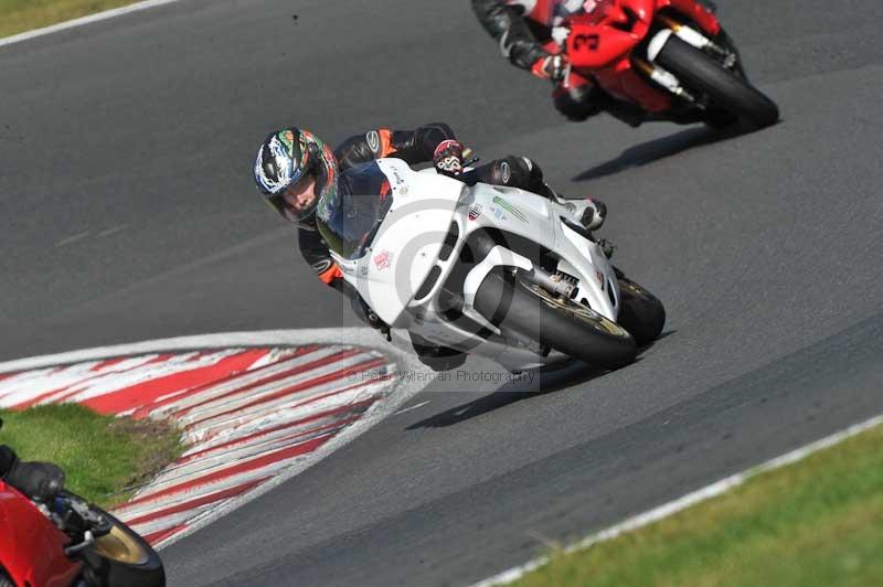 enduro digital images;event digital images;eventdigitalimages;no limits trackdays;oulton no limits trackday;oulton park cheshire;oulton trackday photographs;peter wileman photography;racing digital images;trackday digital images;trackday photos