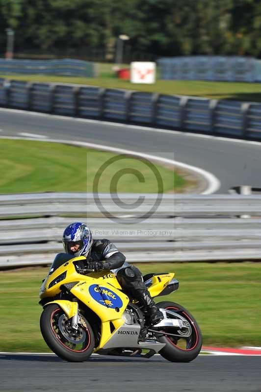 enduro digital images;event digital images;eventdigitalimages;no limits trackdays;oulton no limits trackday;oulton park cheshire;oulton trackday photographs;peter wileman photography;racing digital images;trackday digital images;trackday photos