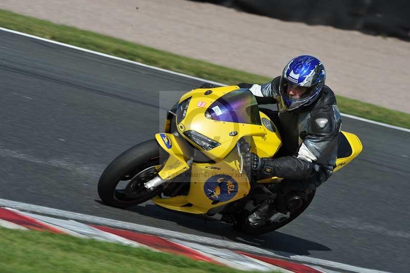enduro digital images;event digital images;eventdigitalimages;no limits trackdays;oulton no limits trackday;oulton park cheshire;oulton trackday photographs;peter wileman photography;racing digital images;trackday digital images;trackday photos