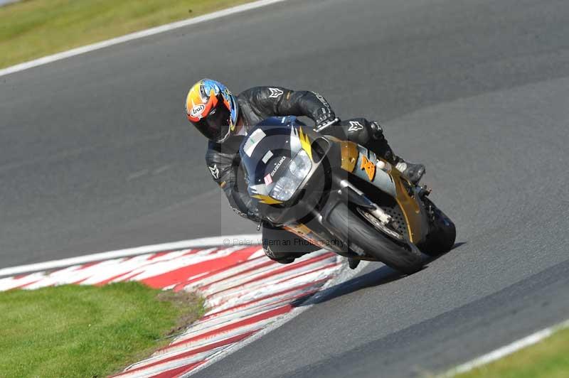 enduro digital images;event digital images;eventdigitalimages;no limits trackdays;oulton no limits trackday;oulton park cheshire;oulton trackday photographs;peter wileman photography;racing digital images;trackday digital images;trackday photos
