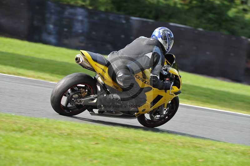 enduro digital images;event digital images;eventdigitalimages;no limits trackdays;oulton no limits trackday;oulton park cheshire;oulton trackday photographs;peter wileman photography;racing digital images;trackday digital images;trackday photos