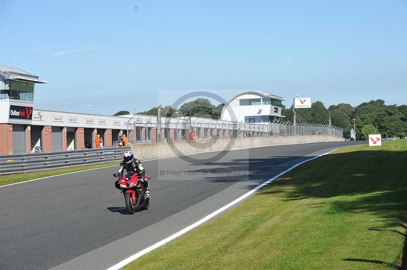 enduro digital images;event digital images;eventdigitalimages;no limits trackdays;oulton no limits trackday;oulton park cheshire;oulton trackday photographs;peter wileman photography;racing digital images;trackday digital images;trackday photos