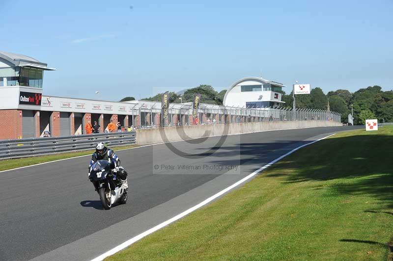 enduro digital images;event digital images;eventdigitalimages;no limits trackdays;oulton no limits trackday;oulton park cheshire;oulton trackday photographs;peter wileman photography;racing digital images;trackday digital images;trackday photos