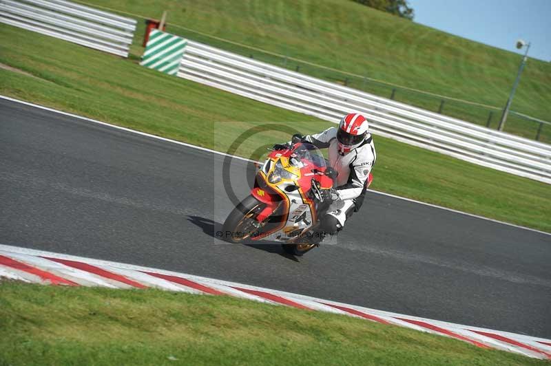 enduro digital images;event digital images;eventdigitalimages;no limits trackdays;oulton no limits trackday;oulton park cheshire;oulton trackday photographs;peter wileman photography;racing digital images;trackday digital images;trackday photos