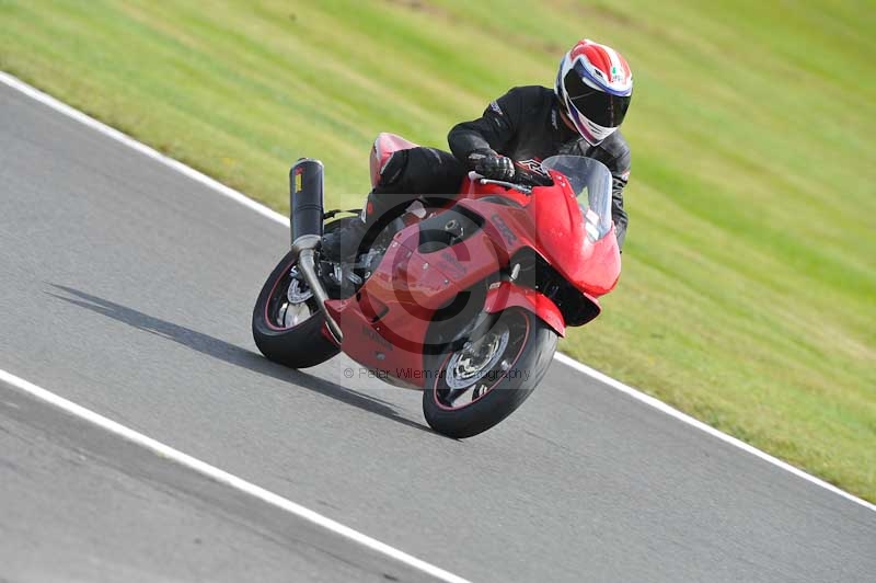enduro digital images;event digital images;eventdigitalimages;no limits trackdays;oulton no limits trackday;oulton park cheshire;oulton trackday photographs;peter wileman photography;racing digital images;trackday digital images;trackday photos