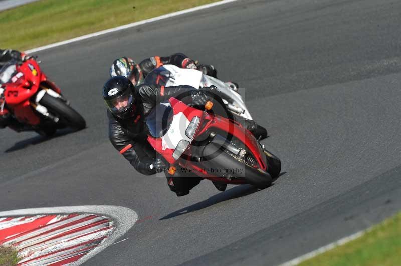 enduro digital images;event digital images;eventdigitalimages;no limits trackdays;oulton no limits trackday;oulton park cheshire;oulton trackday photographs;peter wileman photography;racing digital images;trackday digital images;trackday photos
