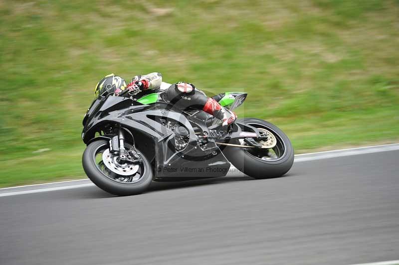 Motorcycle action photographs;Trackday digital images;cadwell;cadwell park photographs;event digital images;eventdigitalimages;motor racing louth lincolnshire;no limits trackdays;peter wileman photography;trackday;trackday photos