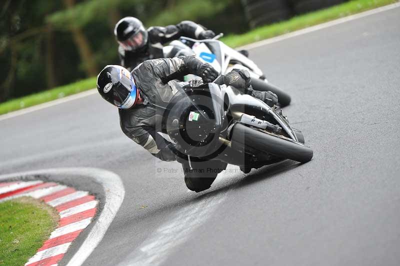 Motorcycle action photographs;Trackday digital images;cadwell;cadwell park photographs;event digital images;eventdigitalimages;motor racing louth lincolnshire;no limits trackdays;peter wileman photography;trackday;trackday photos