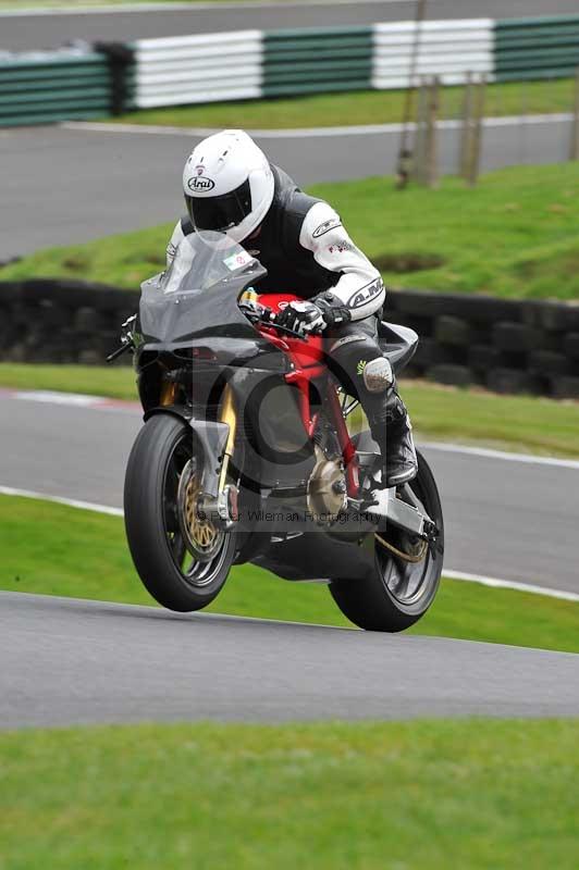Motorcycle action photographs;Trackday digital images;cadwell;cadwell park photographs;event digital images;eventdigitalimages;motor racing louth lincolnshire;no limits trackdays;peter wileman photography;trackday;trackday photos