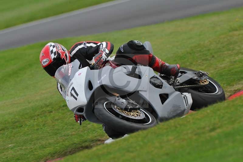 Motorcycle action photographs;Trackday digital images;cadwell;cadwell park photographs;event digital images;eventdigitalimages;motor racing louth lincolnshire;no limits trackdays;peter wileman photography;trackday;trackday photos