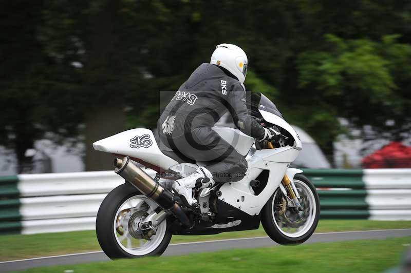 Motorcycle action photographs;Trackday digital images;cadwell;cadwell park photographs;event digital images;eventdigitalimages;motor racing louth lincolnshire;no limits trackdays;peter wileman photography;trackday;trackday photos