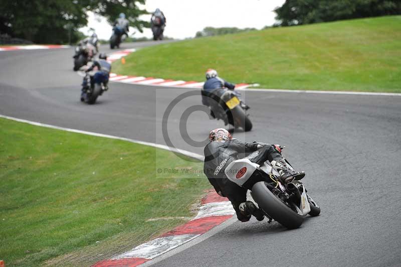 Motorcycle action photographs;Trackday digital images;cadwell;cadwell park photographs;event digital images;eventdigitalimages;motor racing louth lincolnshire;no limits trackdays;peter wileman photography;trackday;trackday photos