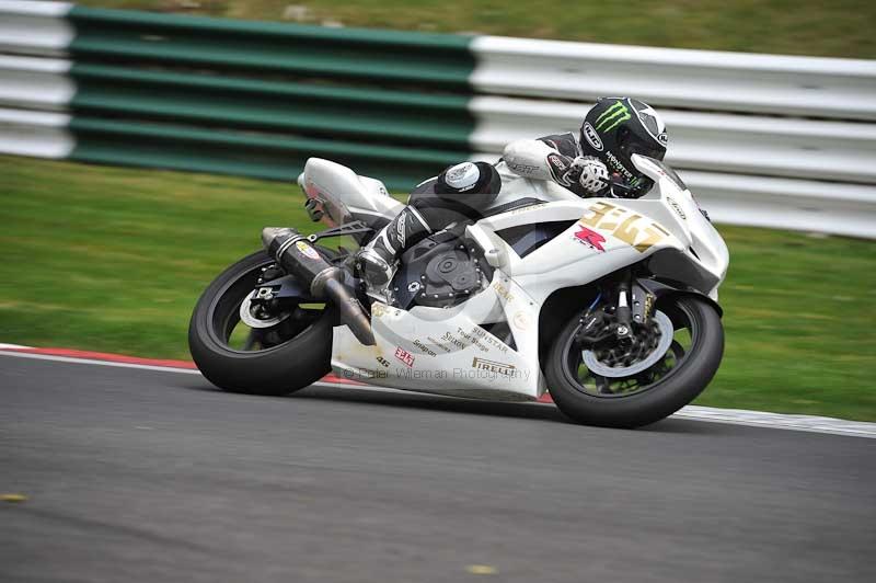 Motorcycle action photographs;Trackday digital images;cadwell;cadwell park photographs;event digital images;eventdigitalimages;motor racing louth lincolnshire;no limits trackdays;peter wileman photography;trackday;trackday photos
