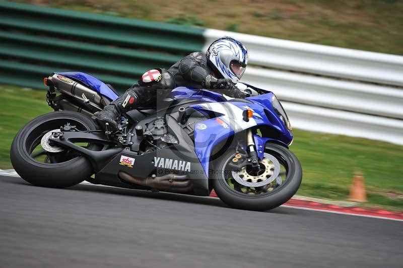 Motorcycle action photographs;Trackday digital images;cadwell;cadwell park photographs;event digital images;eventdigitalimages;motor racing louth lincolnshire;no limits trackdays;peter wileman photography;trackday;trackday photos