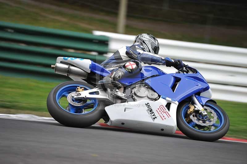 Motorcycle action photographs;Trackday digital images;cadwell;cadwell park photographs;event digital images;eventdigitalimages;motor racing louth lincolnshire;no limits trackdays;peter wileman photography;trackday;trackday photos