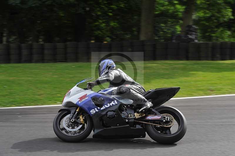 Motorcycle action photographs;Trackday digital images;cadwell;cadwell park photographs;event digital images;eventdigitalimages;motor racing louth lincolnshire;no limits trackdays;peter wileman photography;trackday;trackday photos