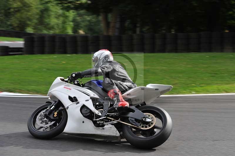 Motorcycle action photographs;Trackday digital images;cadwell;cadwell park photographs;event digital images;eventdigitalimages;motor racing louth lincolnshire;no limits trackdays;peter wileman photography;trackday;trackday photos