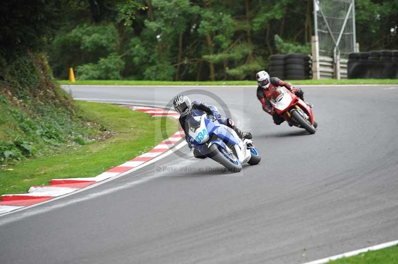 Motorcycle action photographs;Trackday digital images;cadwell;cadwell park photographs;event digital images;eventdigitalimages;motor racing louth lincolnshire;no limits trackdays;peter wileman photography;trackday;trackday photos