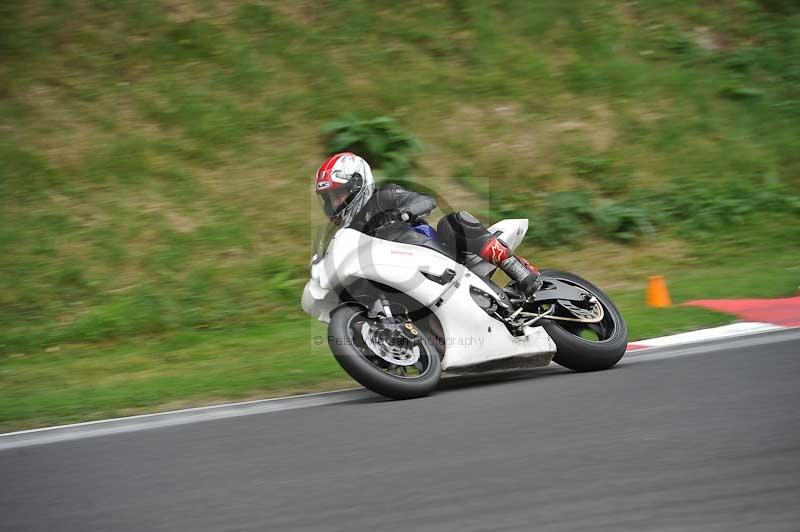 Motorcycle action photographs;Trackday digital images;cadwell;cadwell park photographs;event digital images;eventdigitalimages;motor racing louth lincolnshire;no limits trackdays;peter wileman photography;trackday;trackday photos
