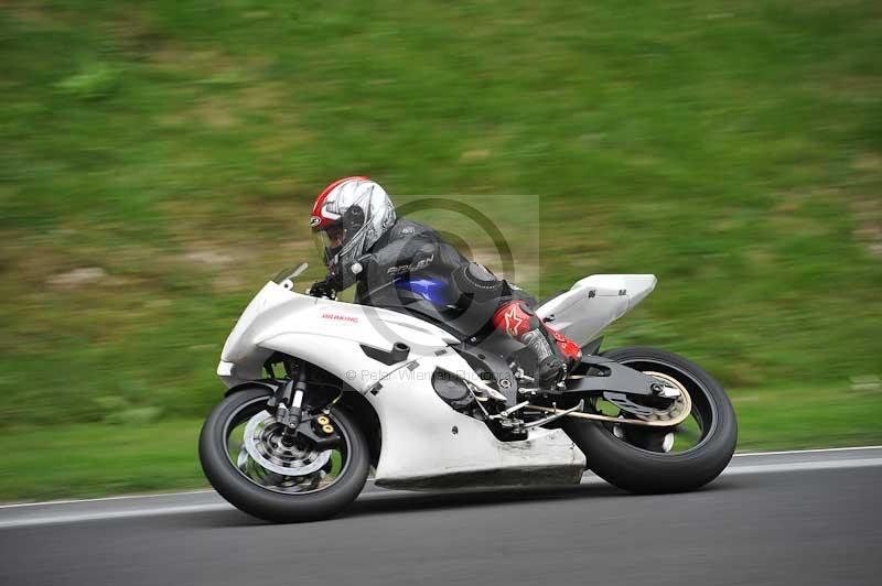 Motorcycle action photographs;Trackday digital images;cadwell;cadwell park photographs;event digital images;eventdigitalimages;motor racing louth lincolnshire;no limits trackdays;peter wileman photography;trackday;trackday photos