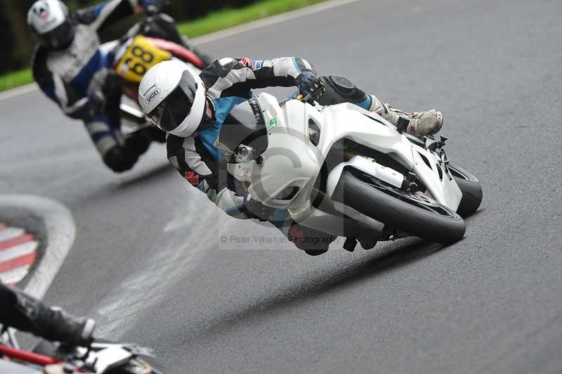 Motorcycle action photographs;Trackday digital images;cadwell;cadwell park photographs;event digital images;eventdigitalimages;motor racing louth lincolnshire;no limits trackdays;peter wileman photography;trackday;trackday photos