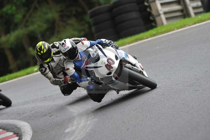 Motorcycle action photographs;Trackday digital images;cadwell;cadwell park photographs;event digital images;eventdigitalimages;motor racing louth lincolnshire;no limits trackdays;peter wileman photography;trackday;trackday photos