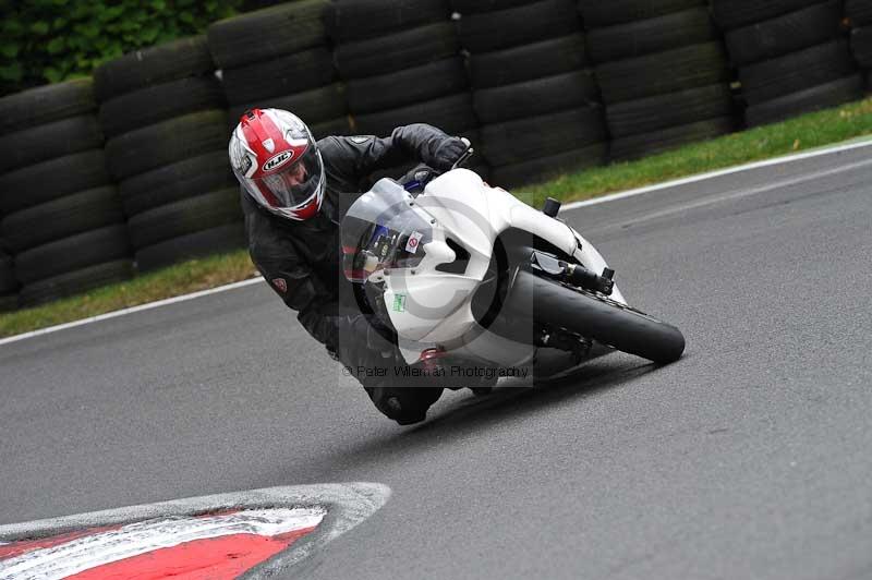 Motorcycle action photographs;Trackday digital images;cadwell;cadwell park photographs;event digital images;eventdigitalimages;motor racing louth lincolnshire;no limits trackdays;peter wileman photography;trackday;trackday photos