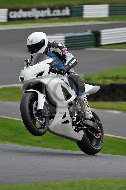 Motorcycle action photographs;Trackday digital images;cadwell;cadwell park photographs;event digital images;eventdigitalimages;motor racing louth lincolnshire;no limits trackdays;peter wileman photography;trackday;trackday photos