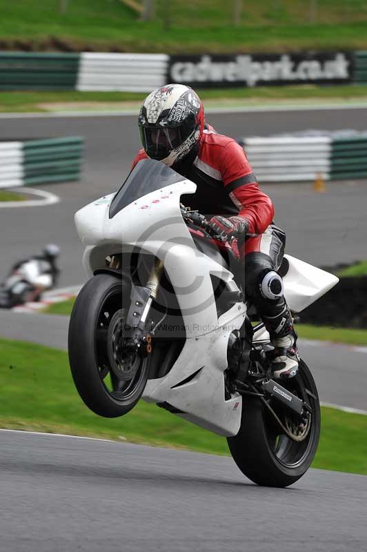 Motorcycle action photographs;Trackday digital images;cadwell;cadwell park photographs;event digital images;eventdigitalimages;motor racing louth lincolnshire;no limits trackdays;peter wileman photography;trackday;trackday photos