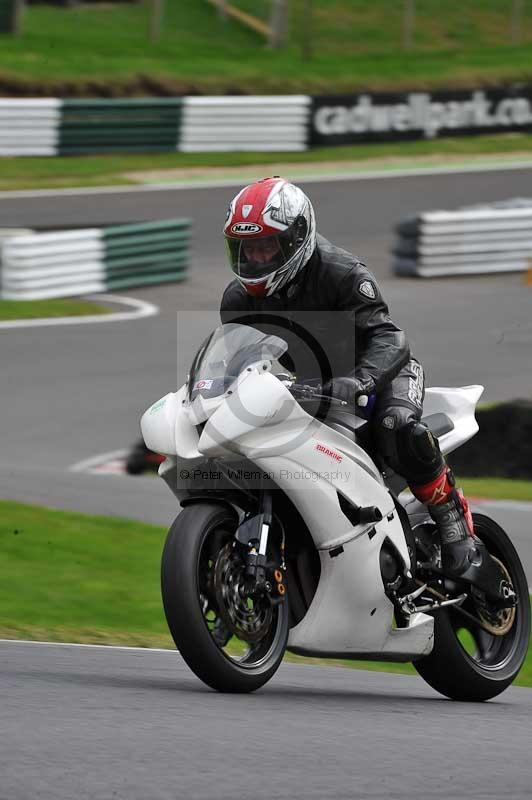 Motorcycle action photographs;Trackday digital images;cadwell;cadwell park photographs;event digital images;eventdigitalimages;motor racing louth lincolnshire;no limits trackdays;peter wileman photography;trackday;trackday photos