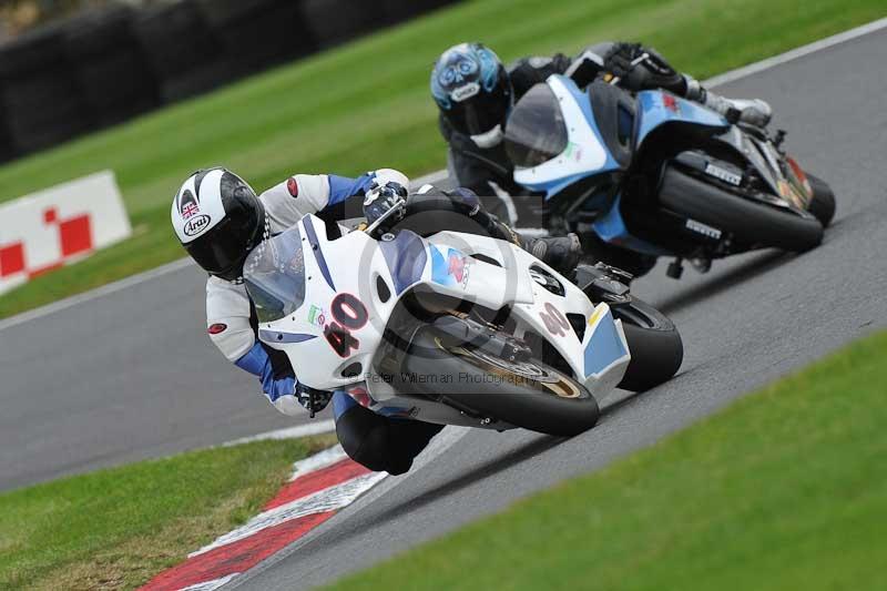 Motorcycle action photographs;Trackday digital images;cadwell;cadwell park photographs;event digital images;eventdigitalimages;motor racing louth lincolnshire;no limits trackdays;peter wileman photography;trackday;trackday photos