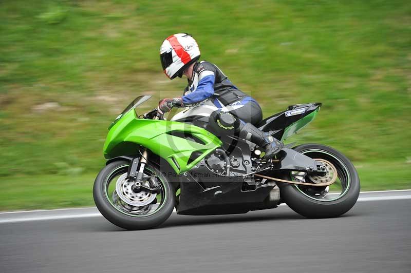 Motorcycle action photographs;Trackday digital images;cadwell;cadwell park photographs;event digital images;eventdigitalimages;motor racing louth lincolnshire;no limits trackdays;peter wileman photography;trackday;trackday photos