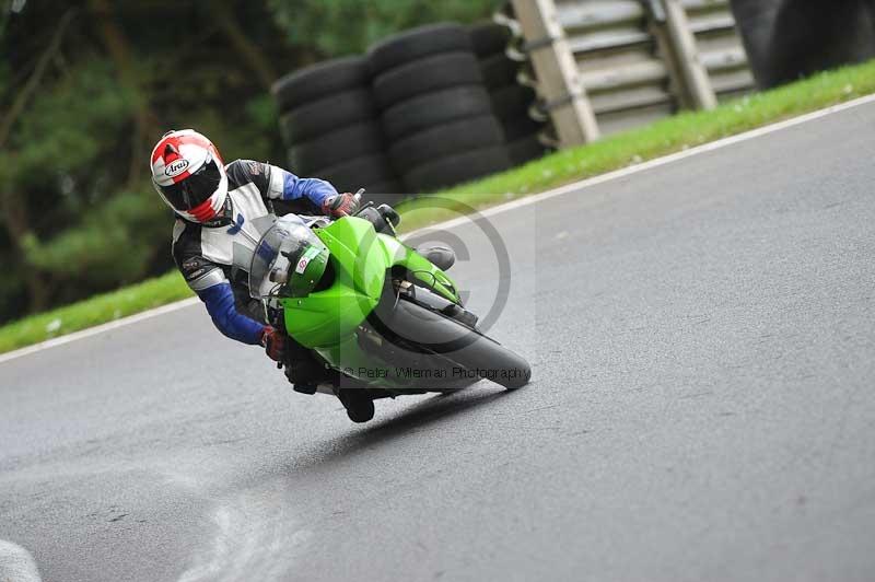 Motorcycle action photographs;Trackday digital images;cadwell;cadwell park photographs;event digital images;eventdigitalimages;motor racing louth lincolnshire;no limits trackdays;peter wileman photography;trackday;trackday photos