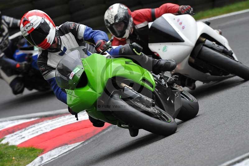 Motorcycle action photographs;Trackday digital images;cadwell;cadwell park photographs;event digital images;eventdigitalimages;motor racing louth lincolnshire;no limits trackdays;peter wileman photography;trackday;trackday photos