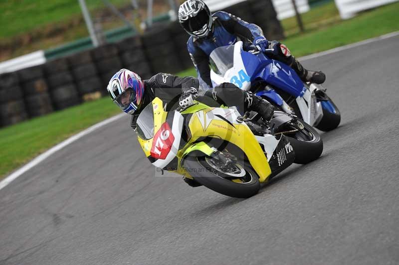 Motorcycle action photographs;Trackday digital images;cadwell;cadwell park photographs;event digital images;eventdigitalimages;motor racing louth lincolnshire;no limits trackdays;peter wileman photography;trackday;trackday photos