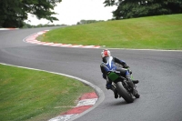 Motorcycle-action-photographs;Trackday-digital-images;cadwell;cadwell-park-photographs;event-digital-images;eventdigitalimages;motor-racing-louth-lincolnshire;no-limits-trackdays;peter-wileman-photography;trackday;trackday-photos