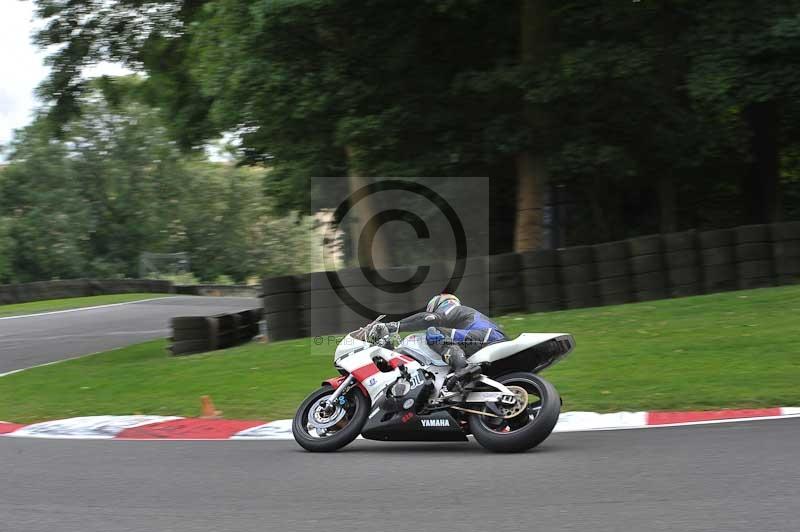 Motorcycle action photographs;Trackday digital images;cadwell;cadwell park photographs;event digital images;eventdigitalimages;motor racing louth lincolnshire;no limits trackdays;peter wileman photography;trackday;trackday photos