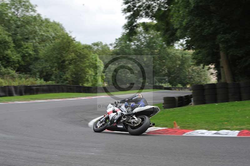 Motorcycle action photographs;Trackday digital images;cadwell;cadwell park photographs;event digital images;eventdigitalimages;motor racing louth lincolnshire;no limits trackdays;peter wileman photography;trackday;trackday photos