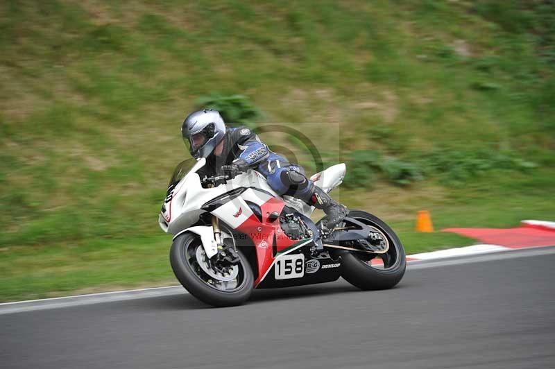 Motorcycle action photographs;Trackday digital images;cadwell;cadwell park photographs;event digital images;eventdigitalimages;motor racing louth lincolnshire;no limits trackdays;peter wileman photography;trackday;trackday photos
