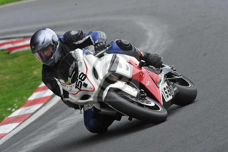 Motorcycle action photographs;Trackday digital images;cadwell;cadwell park photographs;event digital images;eventdigitalimages;motor racing louth lincolnshire;no limits trackdays;peter wileman photography;trackday;trackday photos