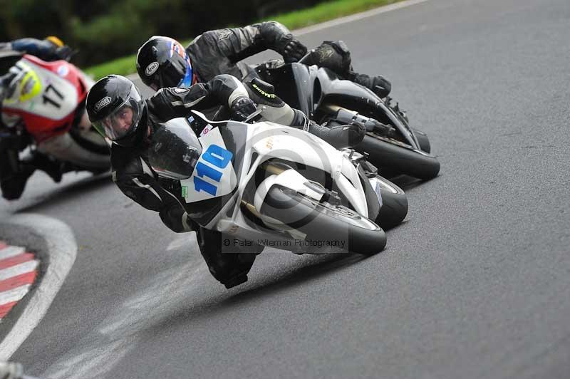 Motorcycle action photographs;Trackday digital images;cadwell;cadwell park photographs;event digital images;eventdigitalimages;motor racing louth lincolnshire;no limits trackdays;peter wileman photography;trackday;trackday photos