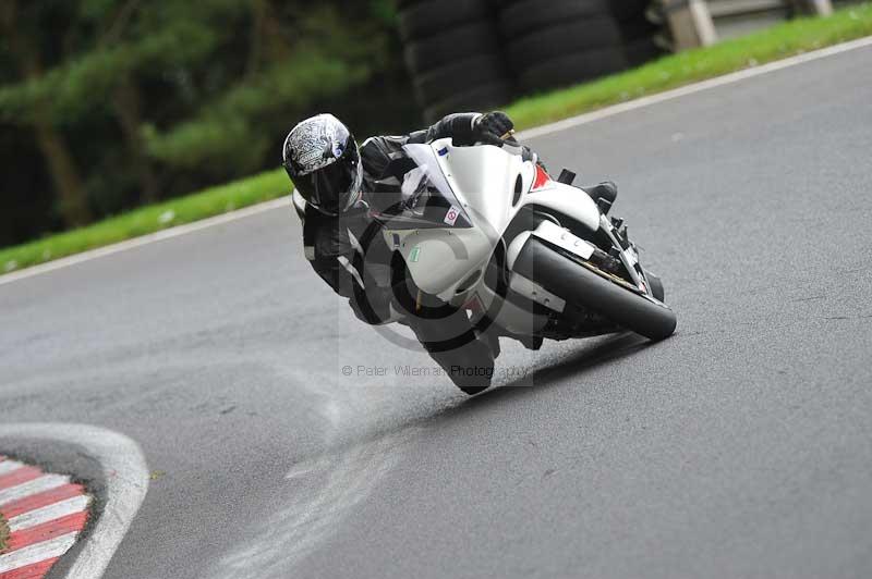 Motorcycle action photographs;Trackday digital images;cadwell;cadwell park photographs;event digital images;eventdigitalimages;motor racing louth lincolnshire;no limits trackdays;peter wileman photography;trackday;trackday photos