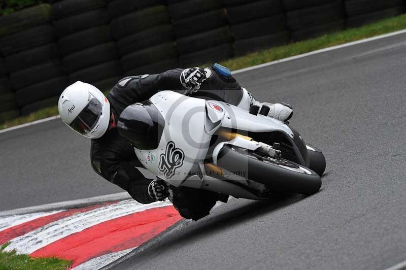 Motorcycle action photographs;Trackday digital images;cadwell;cadwell park photographs;event digital images;eventdigitalimages;motor racing louth lincolnshire;no limits trackdays;peter wileman photography;trackday;trackday photos