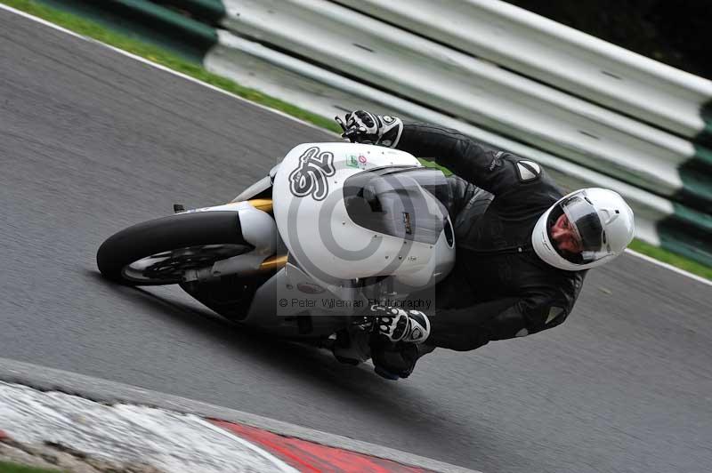 Motorcycle action photographs;Trackday digital images;cadwell;cadwell park photographs;event digital images;eventdigitalimages;motor racing louth lincolnshire;no limits trackdays;peter wileman photography;trackday;trackday photos