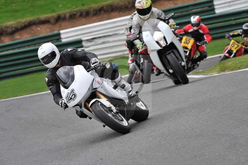 Motorcycle action photographs;Trackday digital images;cadwell;cadwell park photographs;event digital images;eventdigitalimages;motor racing louth lincolnshire;no limits trackdays;peter wileman photography;trackday;trackday photos