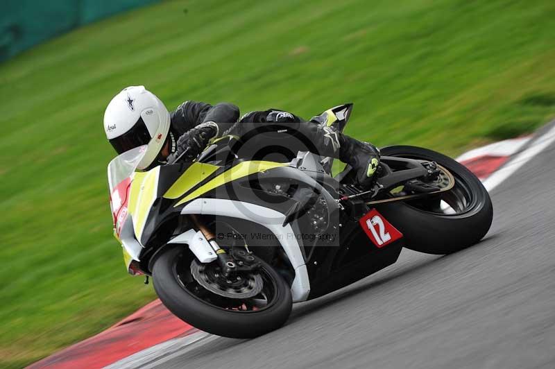 Motorcycle action photographs;Trackday digital images;cadwell;cadwell park photographs;event digital images;eventdigitalimages;motor racing louth lincolnshire;no limits trackdays;peter wileman photography;trackday;trackday photos