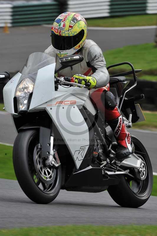 Motorcycle action photographs;Trackday digital images;cadwell;cadwell park photographs;event digital images;eventdigitalimages;motor racing louth lincolnshire;no limits trackdays;peter wileman photography;trackday;trackday photos