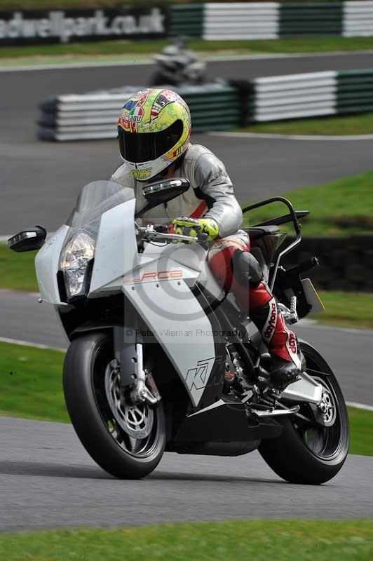 Motorcycle action photographs;Trackday digital images;cadwell;cadwell park photographs;event digital images;eventdigitalimages;motor racing louth lincolnshire;no limits trackdays;peter wileman photography;trackday;trackday photos