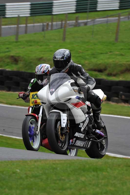 Motorcycle action photographs;Trackday digital images;cadwell;cadwell park photographs;event digital images;eventdigitalimages;motor racing louth lincolnshire;no limits trackdays;peter wileman photography;trackday;trackday photos