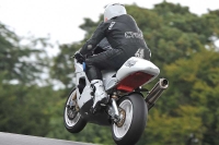 Motorcycle-action-photographs;Trackday-digital-images;cadwell;cadwell-park-photographs;event-digital-images;eventdigitalimages;motor-racing-louth-lincolnshire;no-limits-trackdays;peter-wileman-photography;trackday;trackday-photos